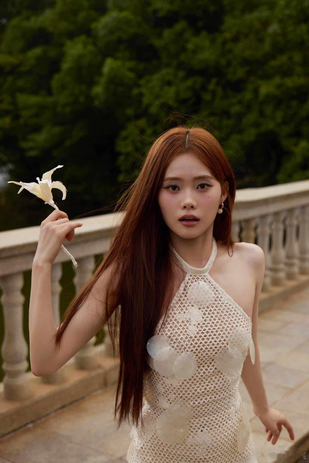 井迪有种气血充足的美 井迪是什么元气天花板！音乐节现场唱跳一气呵成，不娇弱不萎靡
