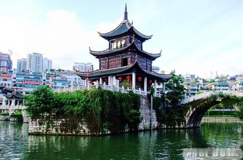 贵州省只有1个县级市的地级市

1.贵阳（清镇市）
2.毕节（黔西市）
3.黔东