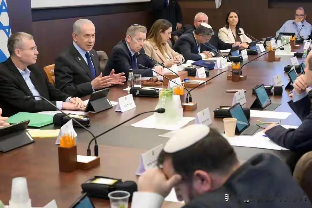 一丘之貉，内塔尼亚胡支持美国对委行动
以色列总理发表言论，说见了特朗普俩国关系和