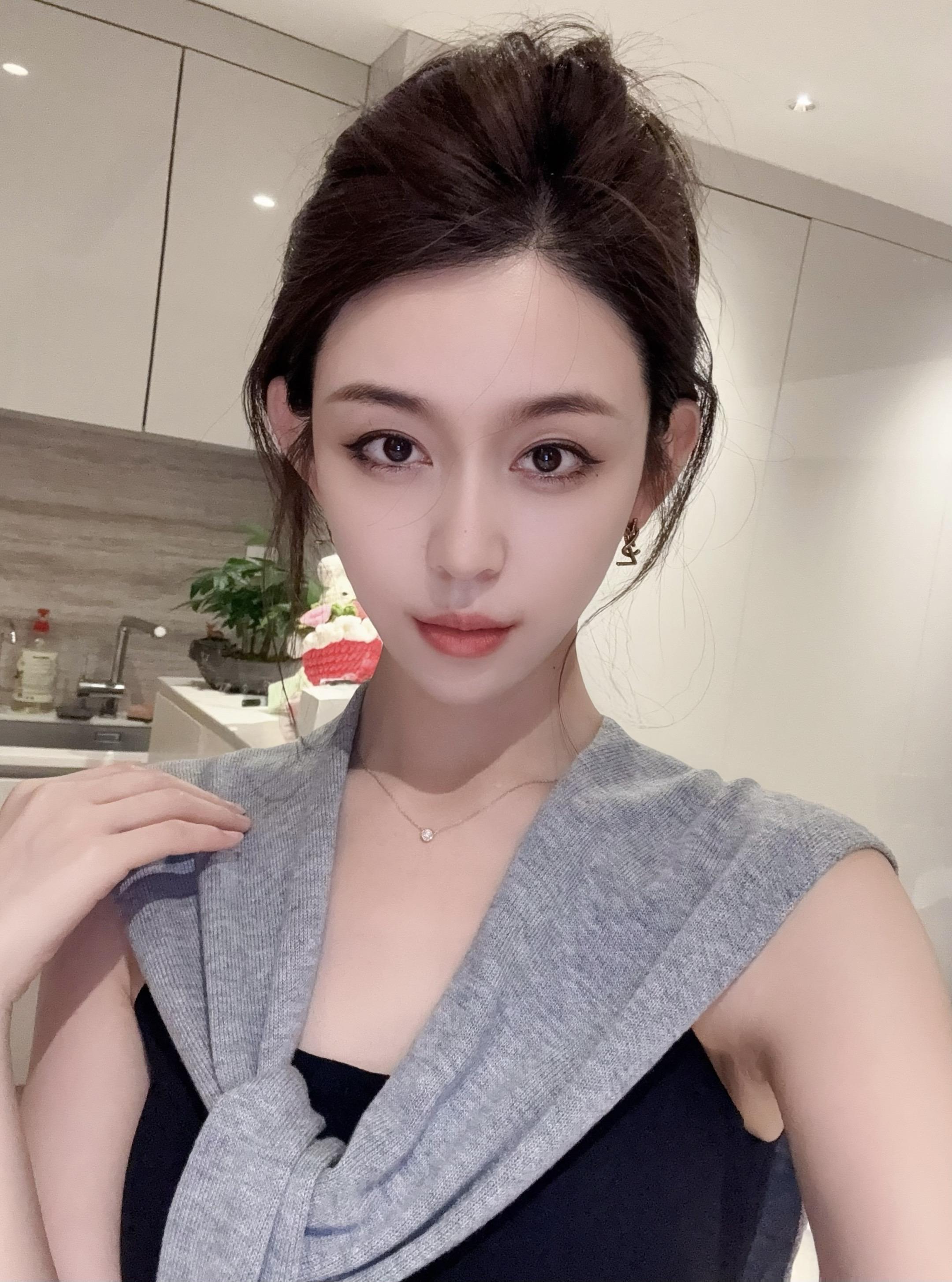 在少吃和不吃之间 选择了不少吃