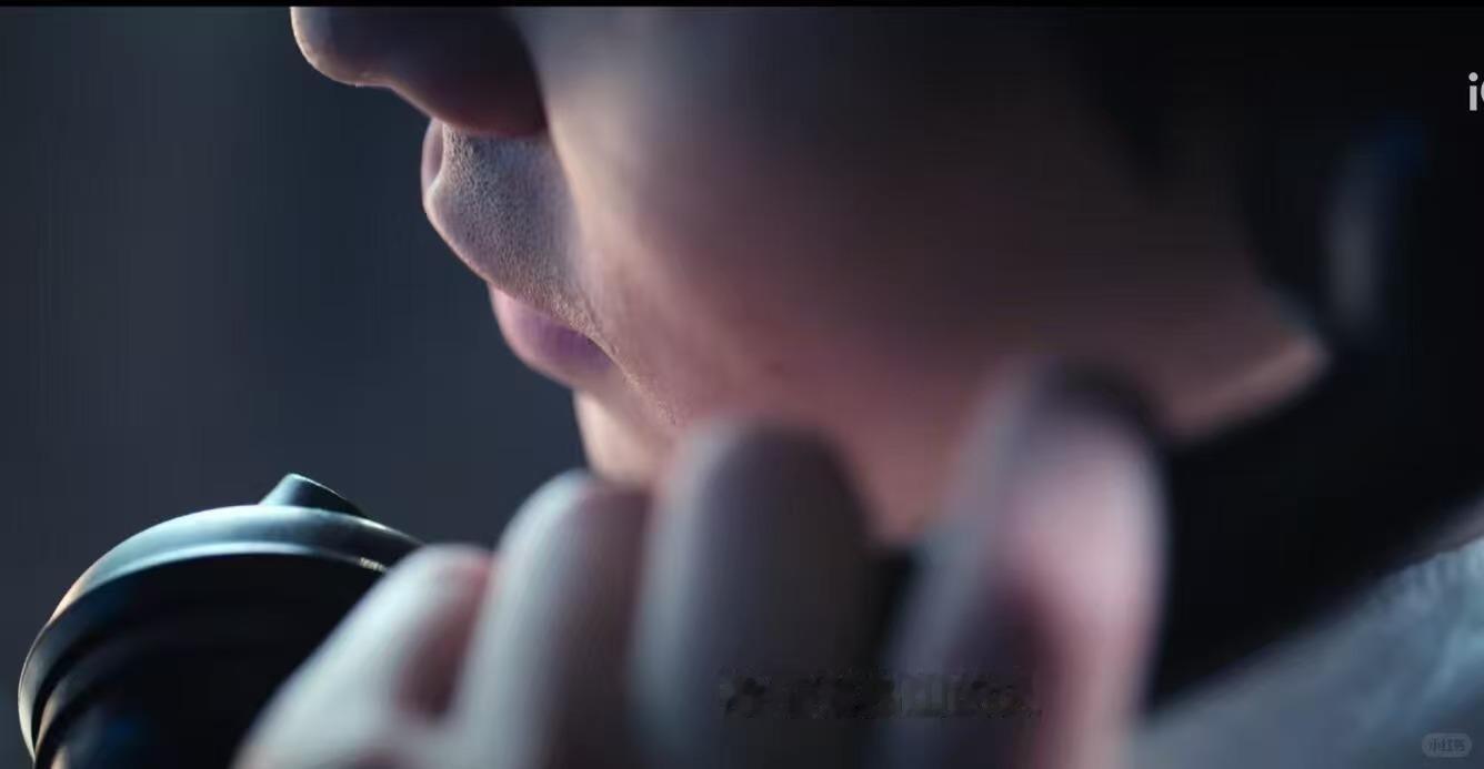 南部档案和老九门时间线重合了 看到张长林出来的时候我直接从沙发上弹起来了，老九门
