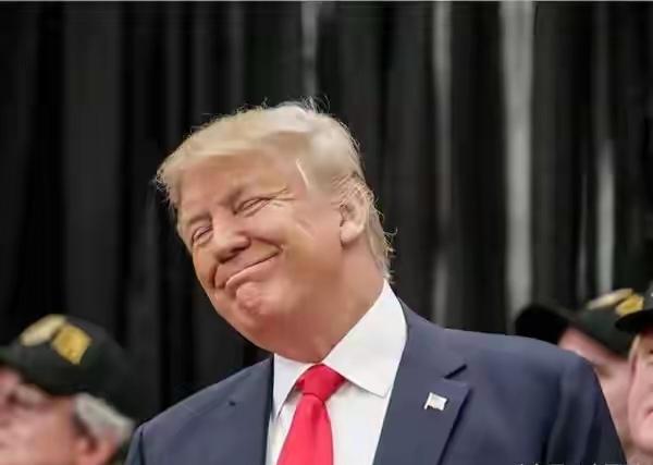 特朗普注定不会有真正的朋友，曾经和法国总统马克龙亲如兄弟，转过头来翻脸不认人，把