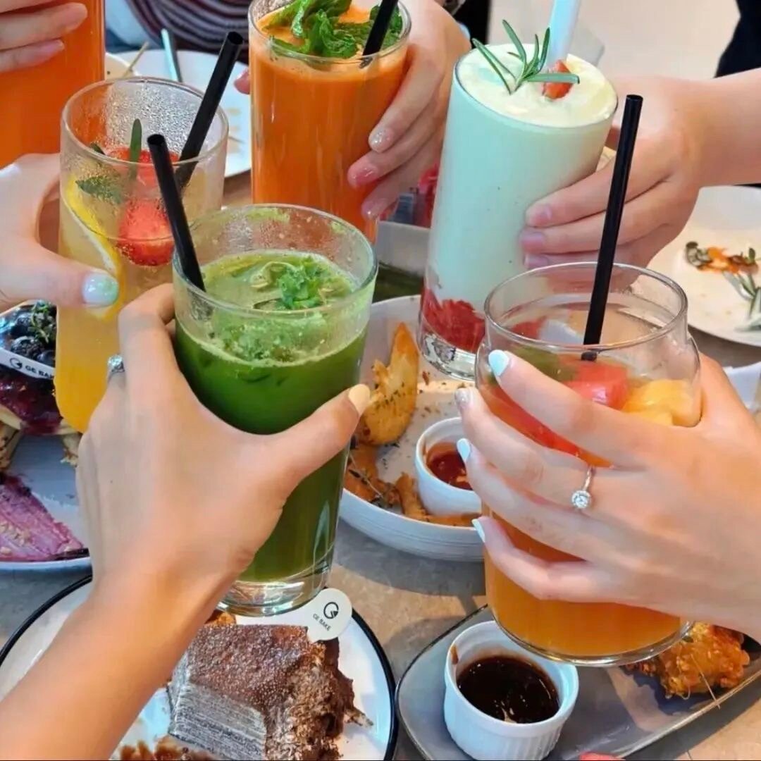 𝓝𝓲𝓬𝓮 𝓭𝓪𝔂 ᵎᵎ🥂人生有幸，三五好友，说说笑笑，随叫随到 