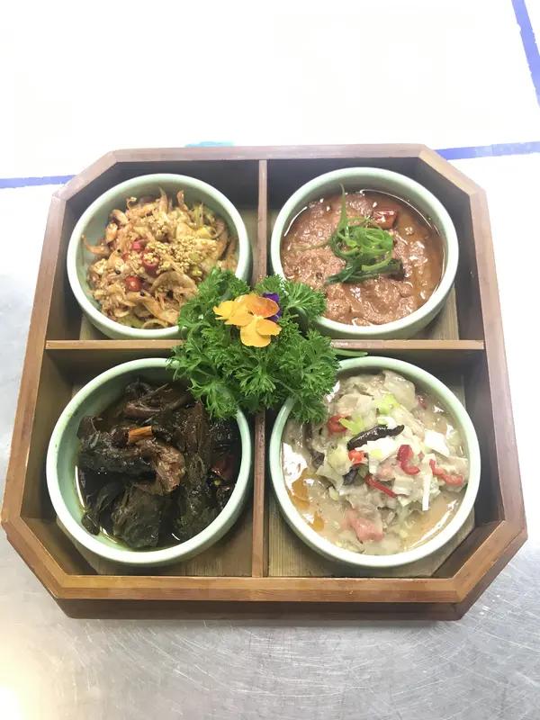 厨师离职老板要求交出菜品配方，“步骤都写清楚，不然不结工资”，老板称是为了标准化