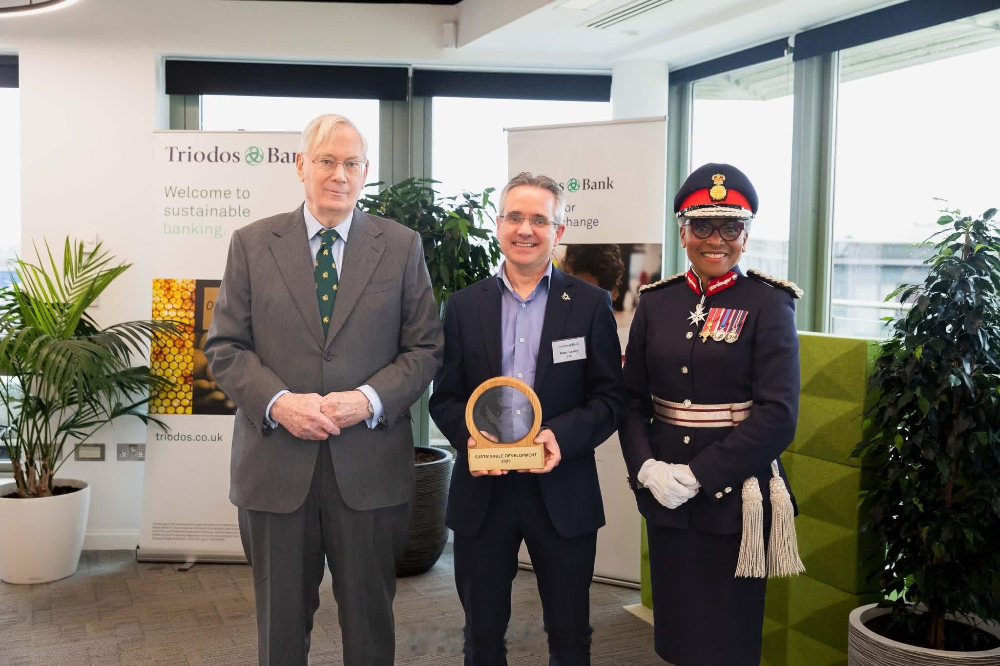 英国王室  2025年12月9日，格洛斯特公爵理查德王子在布里斯托尔向特里多斯银