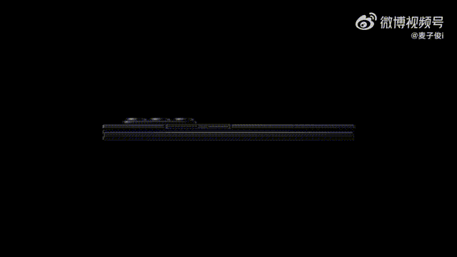 三星首款三折叠手机Galaxy Z TriFold发布，罗永浩吐槽：这有什么用！