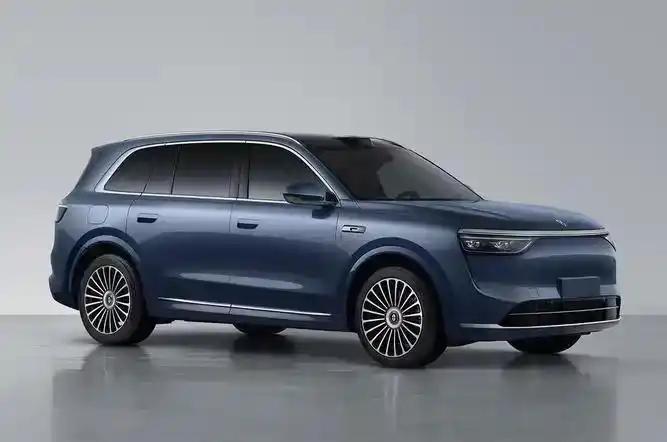 一款车还没正式上市，它的“身份证信息”往往最能透露真实想法。最近，2026款问界