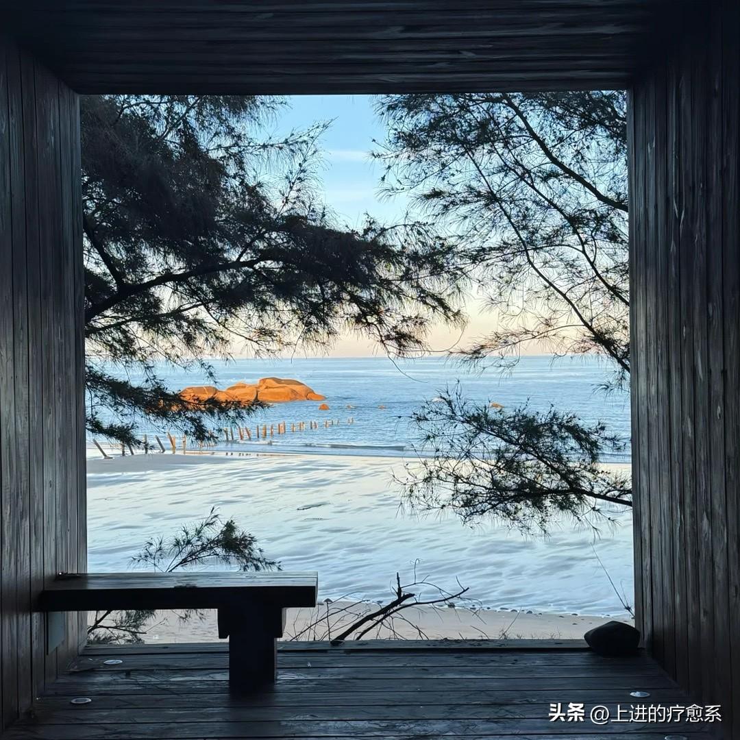 别惊讶，男人在感情里真是这样

1、不主动大概率是不喜欢，很多时候不用纠结要不要