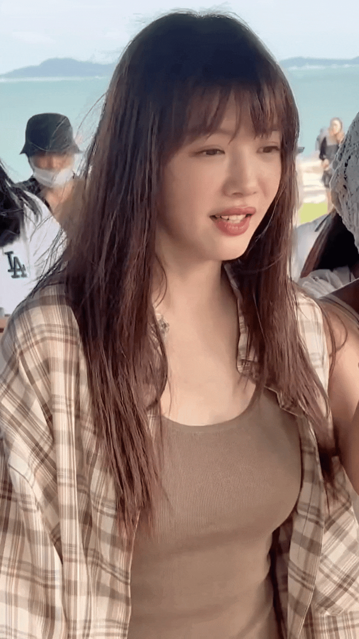 蔡文静真的很好看，美的真实接地气！