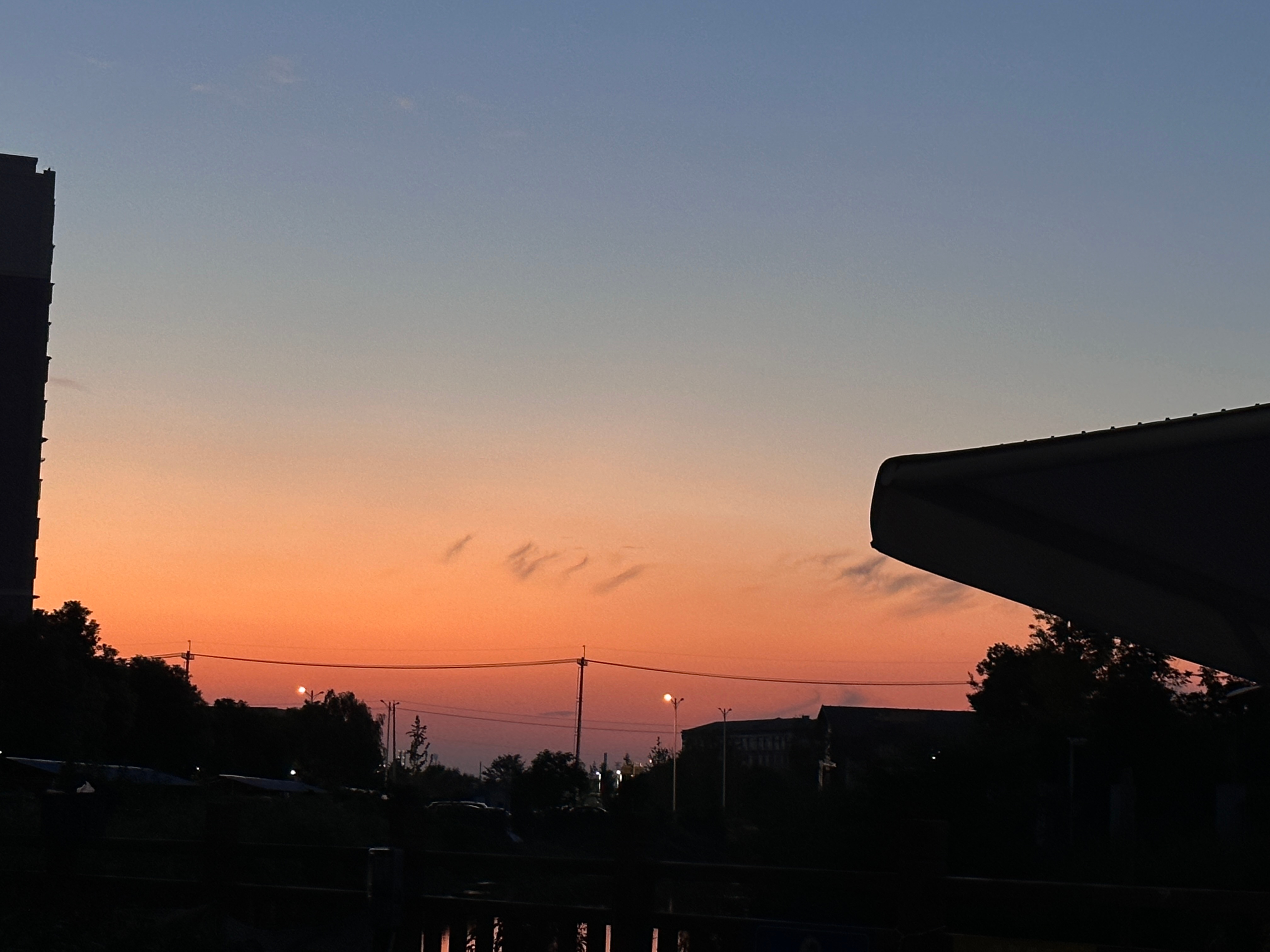 请你们看我这边免费的日落🌇 ​​​