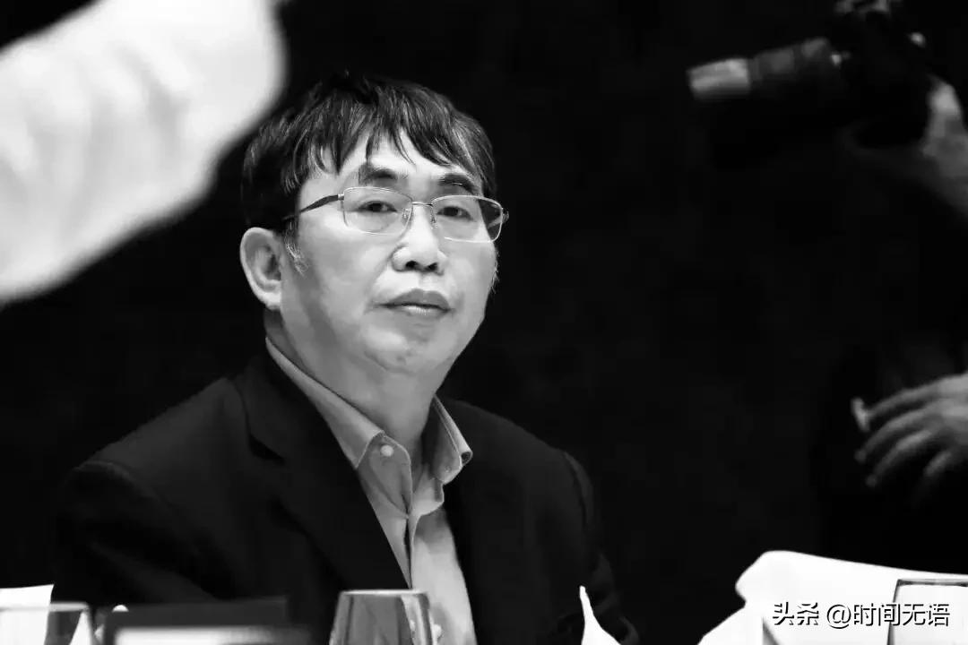 看到老聂去世的消息心里很难平静，希望老聂一路走好，天堂里依然有你爽朗的笑声。
 