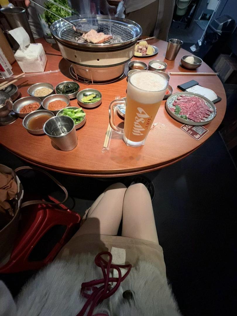 可恶的男人衣服袜子啥东西都塞我包里 [怒][怒][怒]  ​​​