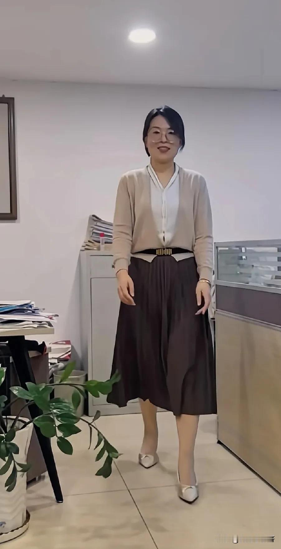 猜猜阿姨是做什么的？