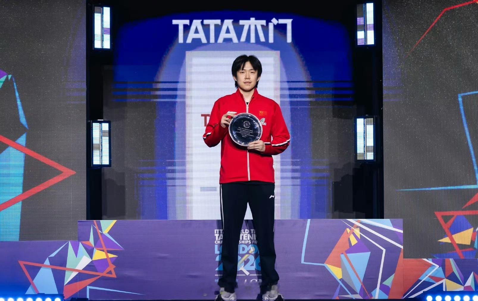王楚钦世乒赛赚取952积分王楚钦在伦敦团体世乒赛十战十胜，为球队胜利贡献占比48