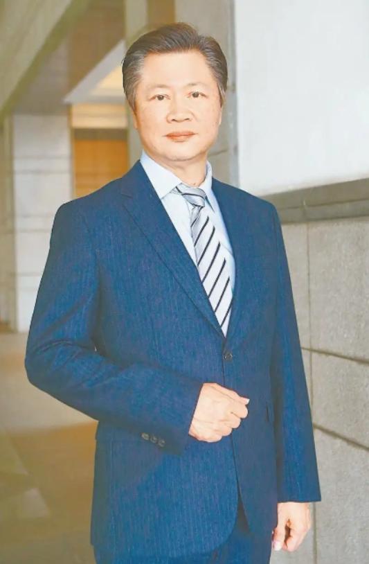 台湾学者赖岳谦一语惊人：“中国大陆这么大，至今未完成统一，真是反常中的反常！
