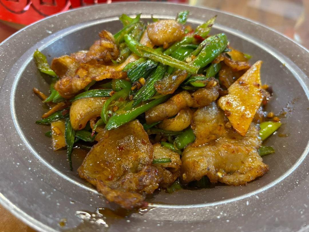 来凤鱼，江湖菜里的头牌之一。 