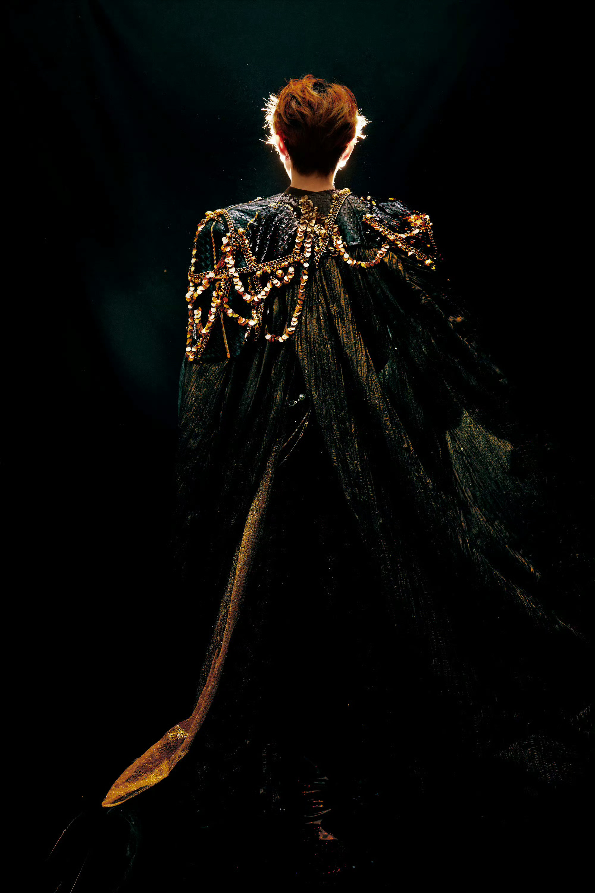 王源 × 泡泡岛音乐与艺术节舞台造型大片 📸王源音乐节造型