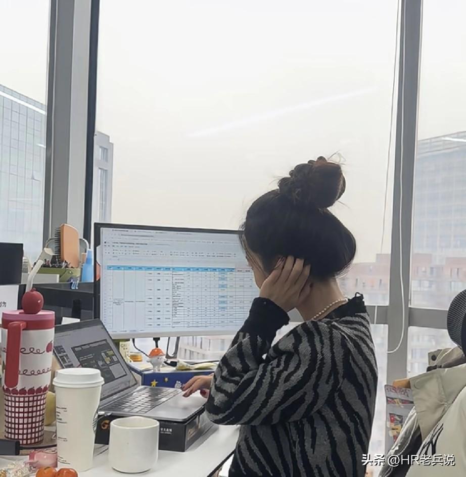 两周前谈好offer，约定周一入职的候选人又发生变数了[捂脸]早上7:00出头就