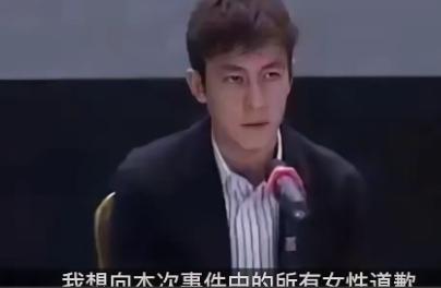 2009年，外国记者问陈冠希：“你当初为什么要拍摄这些照片？”陈冠希说：“实际我