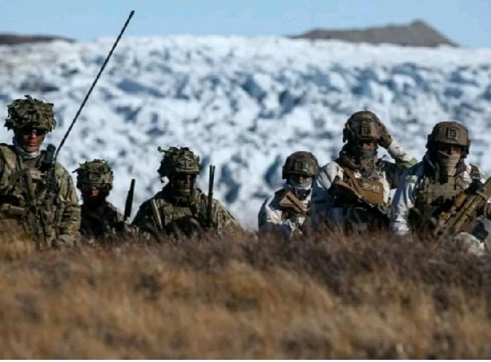 【丹麦硬刚美国！搬出73年前法令，格陵兰岛敢来就动致命武力】
 
美国想抢格陵兰