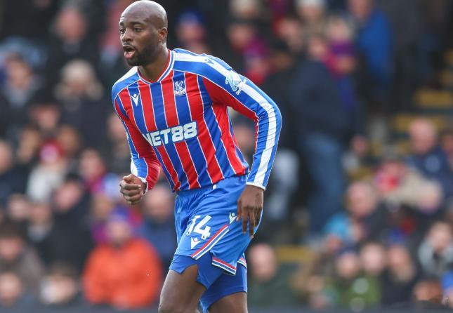 2月4日讯 《每日镜报》报道，曼联可能今夏低价签水晶宫中锋马特塔。马特塔关窗前未