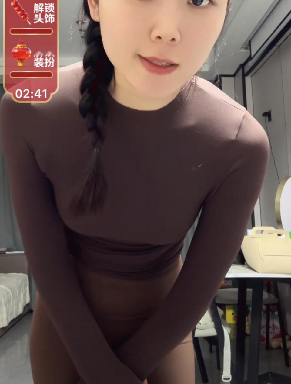 1. 焦糖棕的温柔，都藏在镜头里

2. 解锁进度条加载中，静待惊喜～