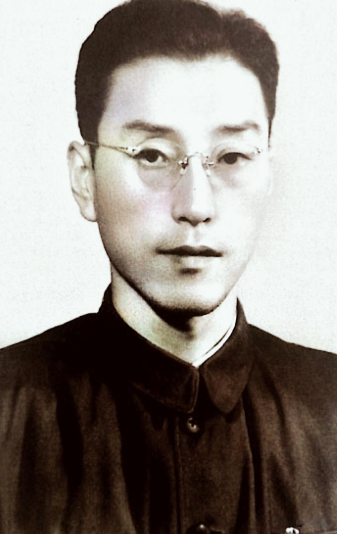 中国人民解放军将领名录第519位，吴若岩（1913一2005）山东省蓬莱县人。