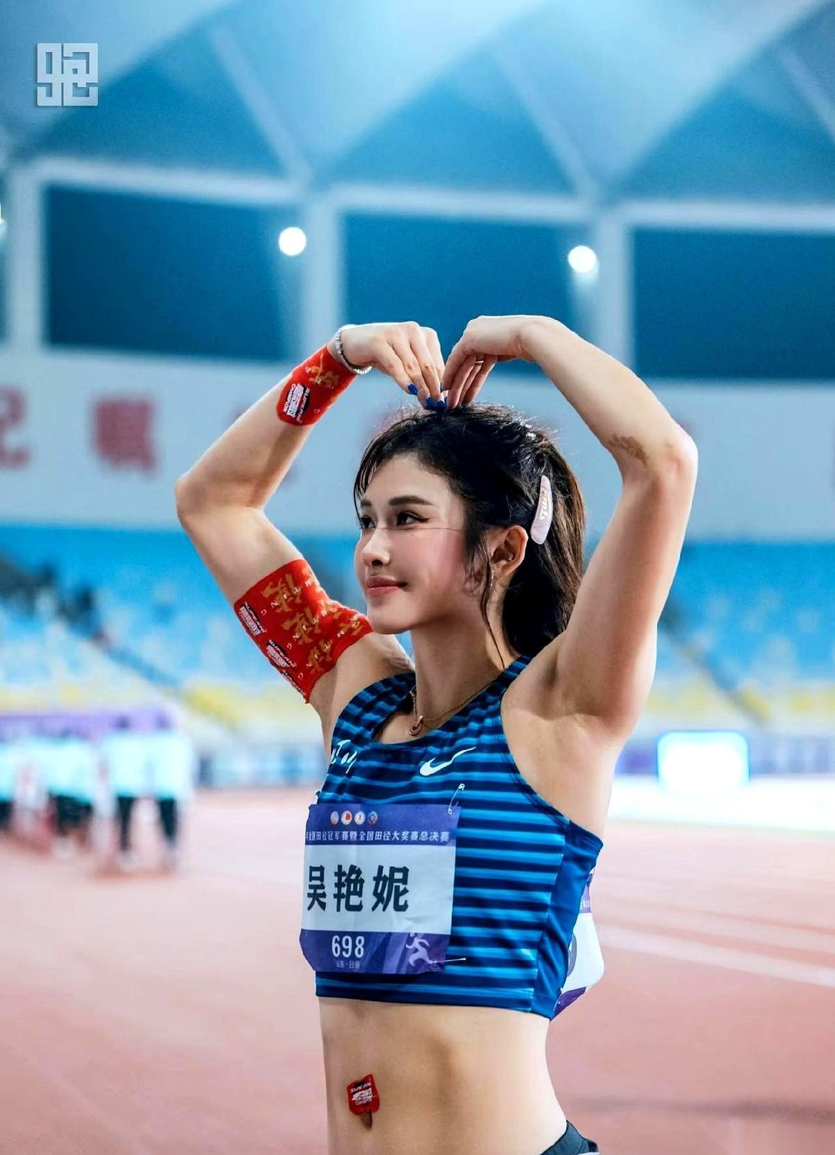 16岁，全国百米冠军。
这六个字放一起，我都得倒吸一口凉气。
陈妤颉。记住这个名
