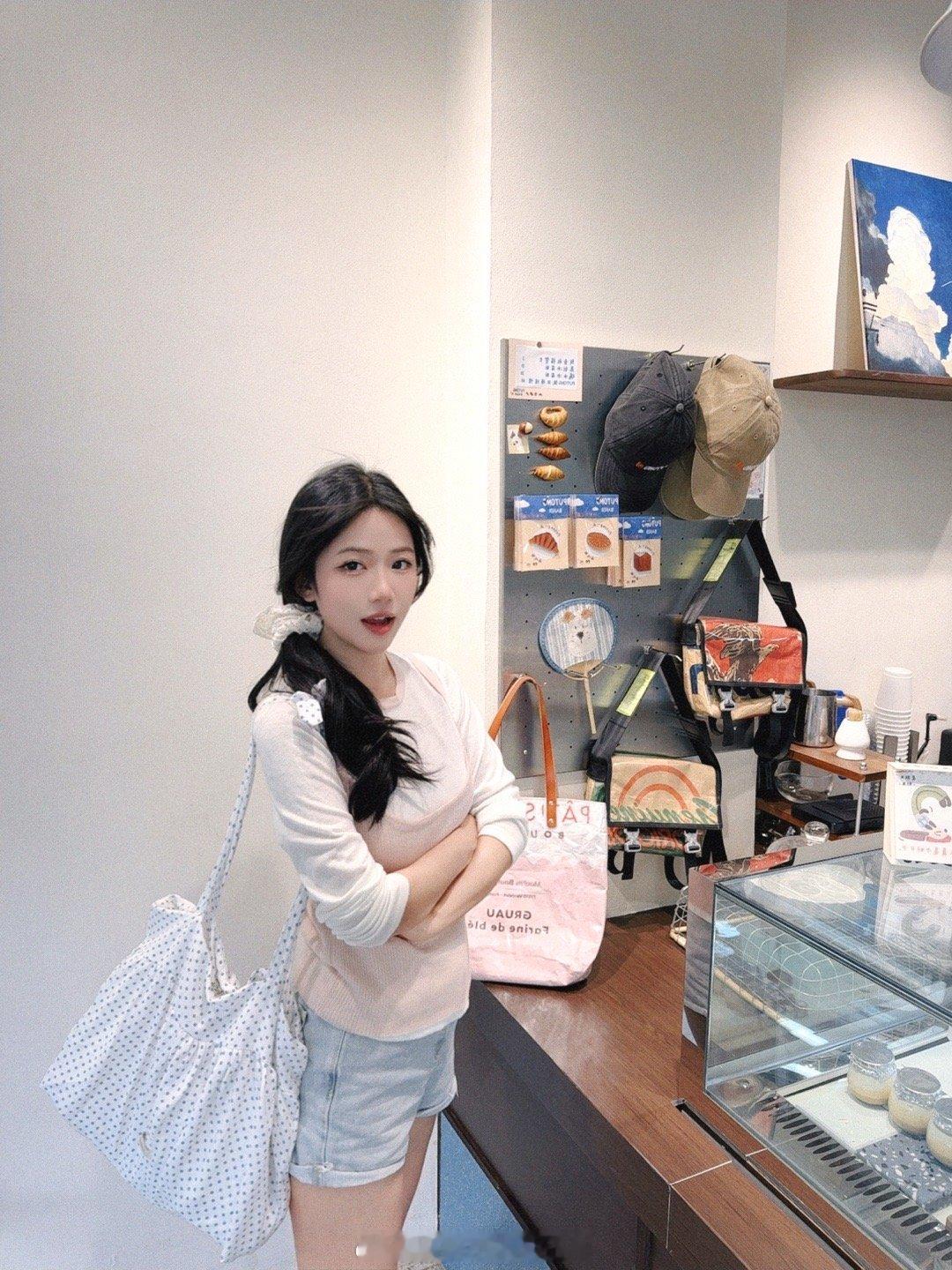 Today~ ​​​