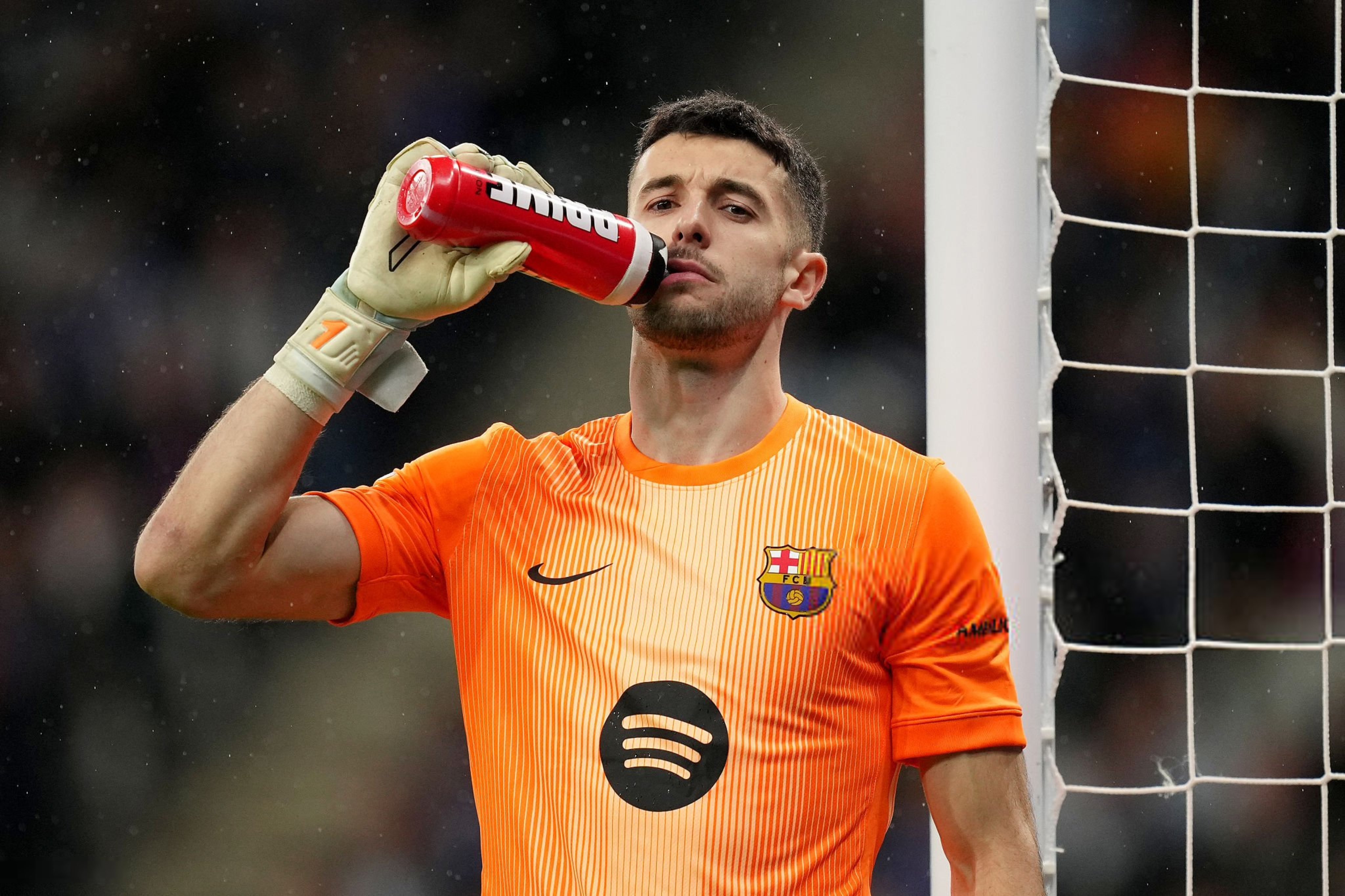 新年第一个好运 当然选择巴萨的门将Joan García啦！客场对阵西班牙人赛前