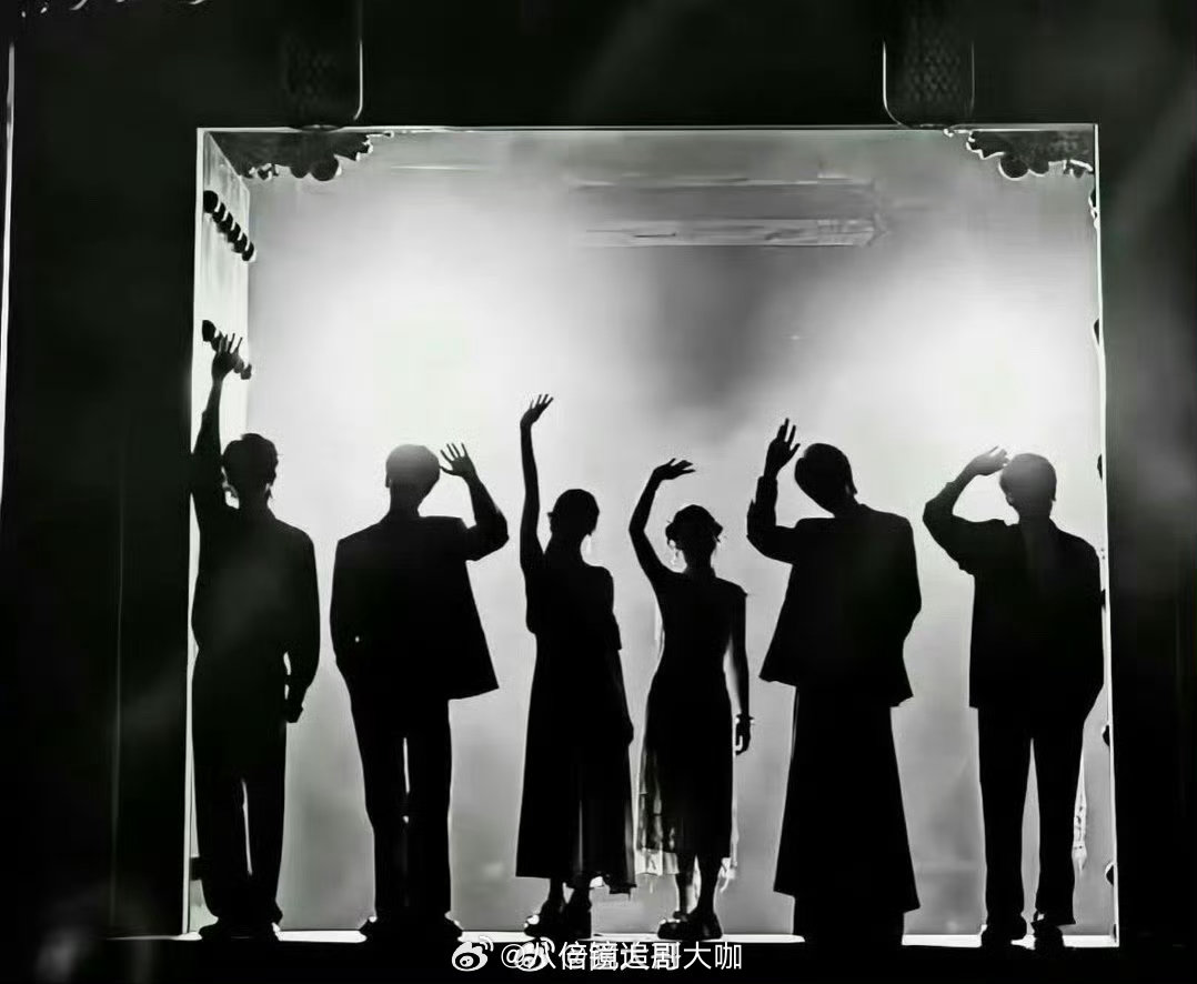 金靖说谢谢热巴万灵之主就是说能不能蹲一个迪丽热巴的回归啊，看到热巴为开推团准备的