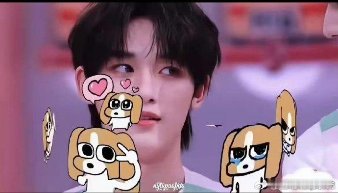 娜扎喊丁程鑫 “大哥” 的瞬间也太甜了吧！两人在节目里的互动自然又默契，游戏时互