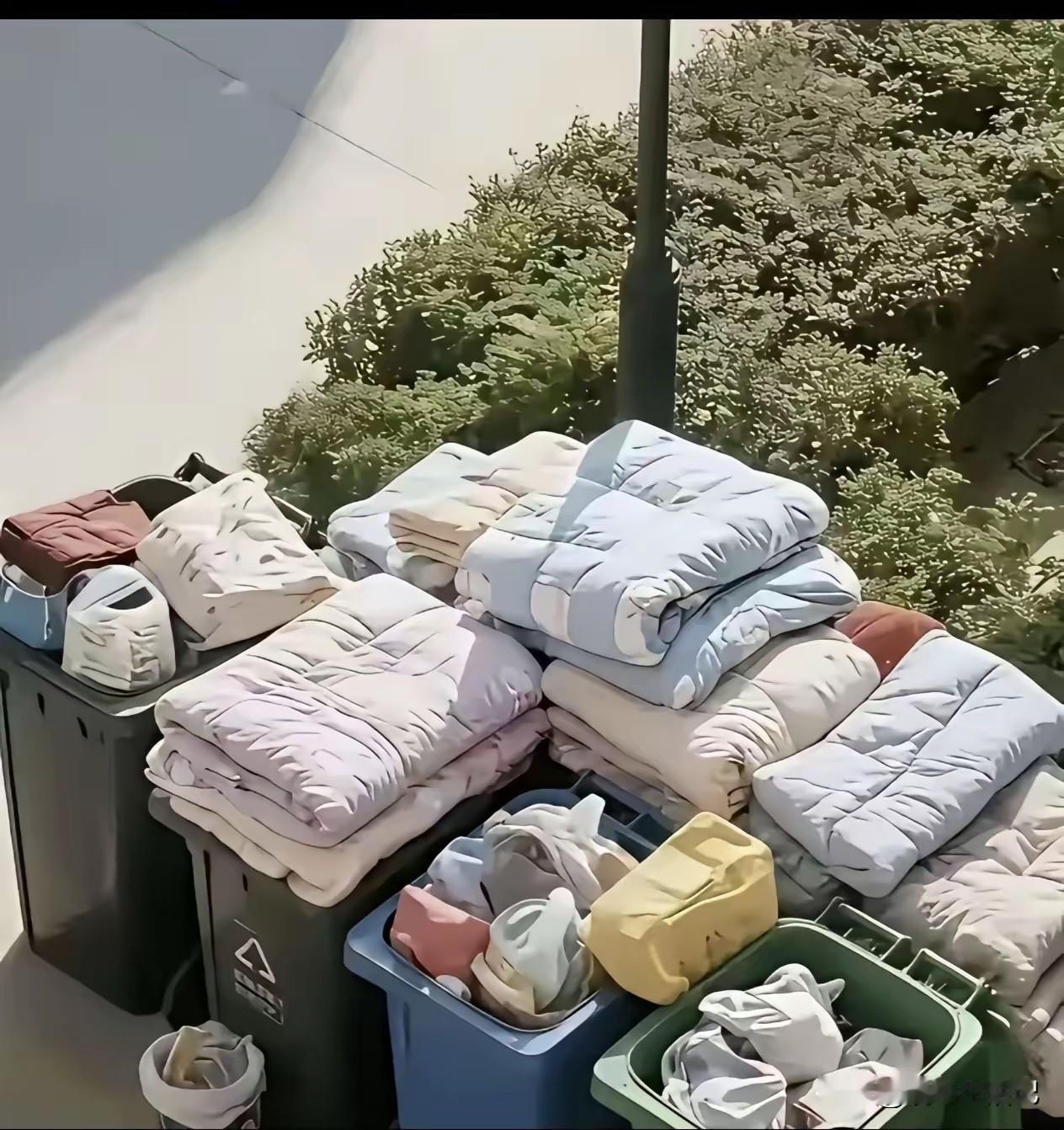 扔掉也要叠的整整齐齐，这就是素质[赞]