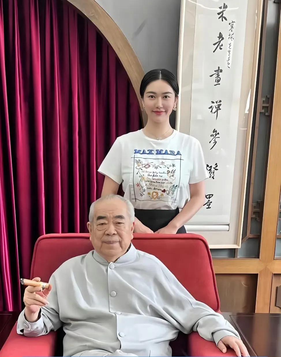 笑死我了，
大家知道了吗？
87岁的范曾被37岁的娇妻背刺了，[我想静静]
网友