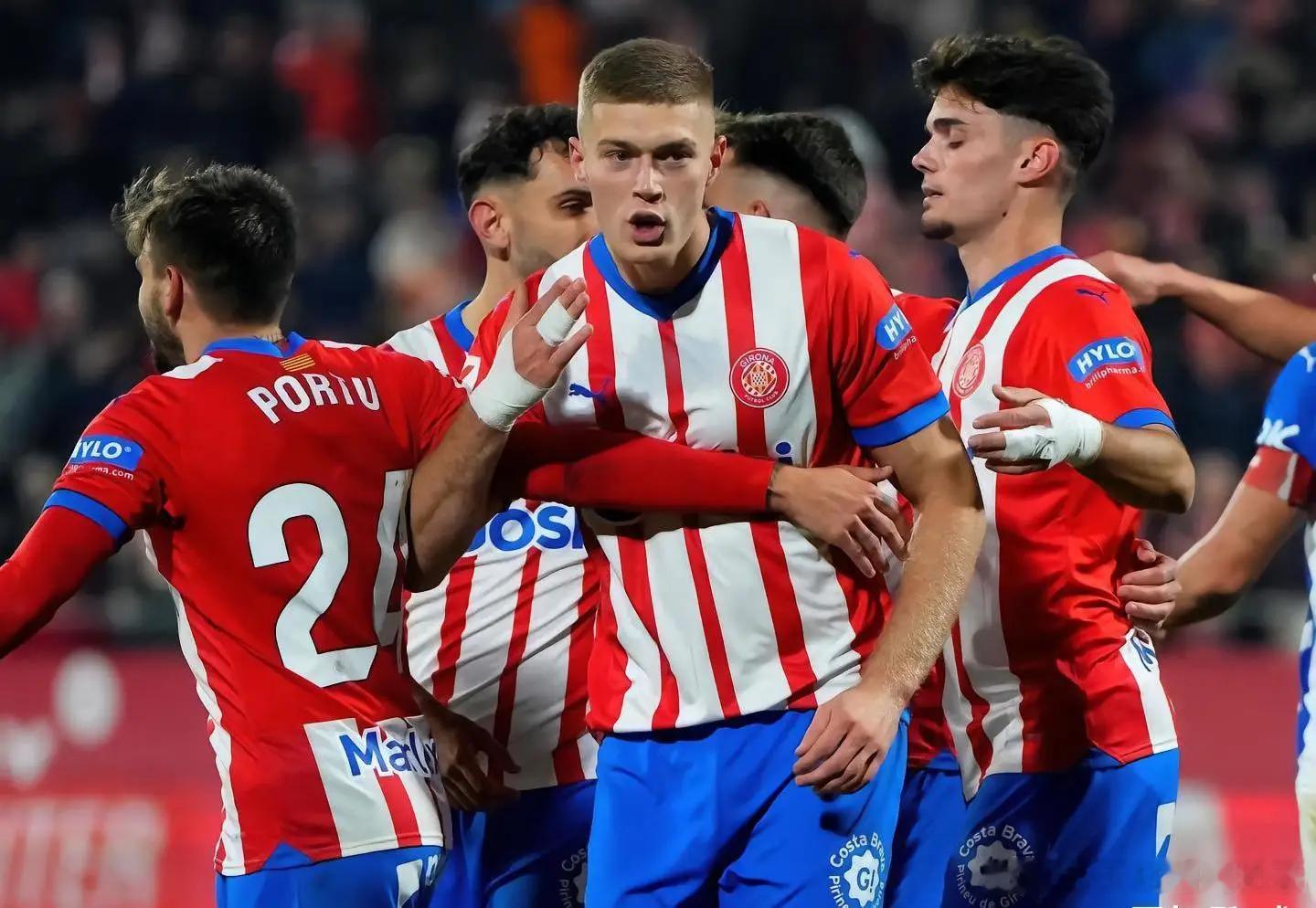 今日免费赛事情报更新！011 西甲 巴伦西亚vs马洛卡实力战意1.巴伦西亚目前排