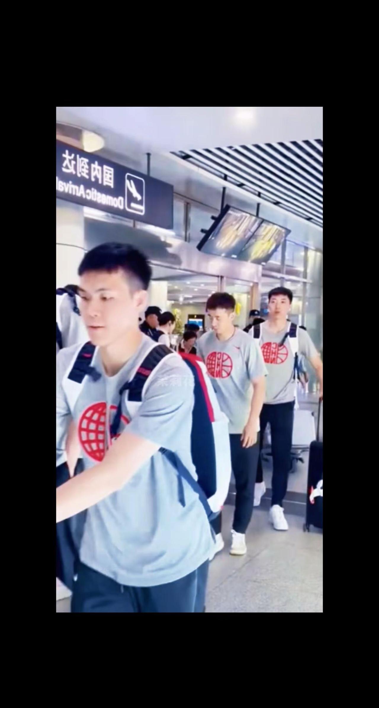 中国男篮加油！中国男篮 中国男篮热身赛 篮球 长沙