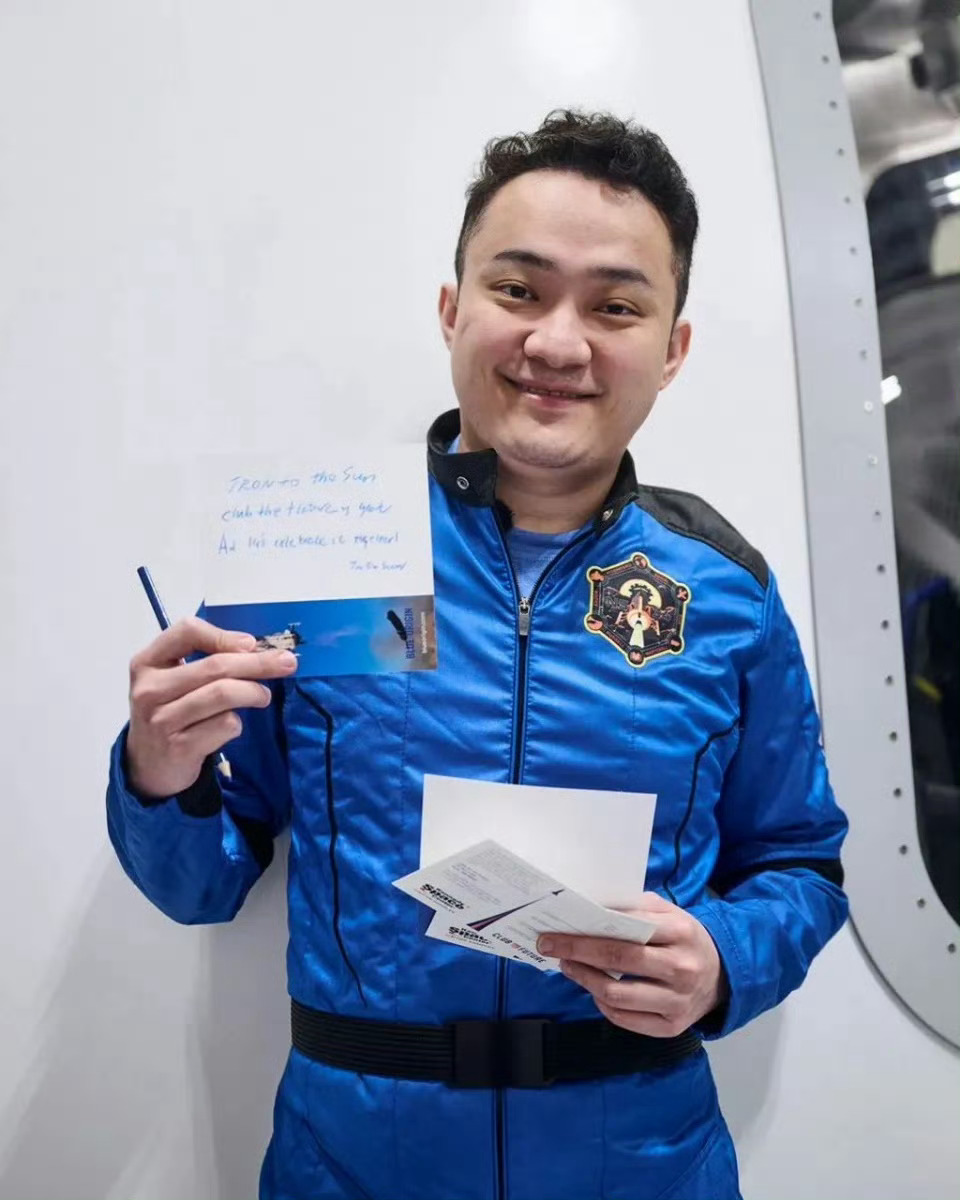 我的天吃瓜没怎么细看孙宇晨的长相，刚刷到这张照片真是给我吓一跳，快要接近一比一的
