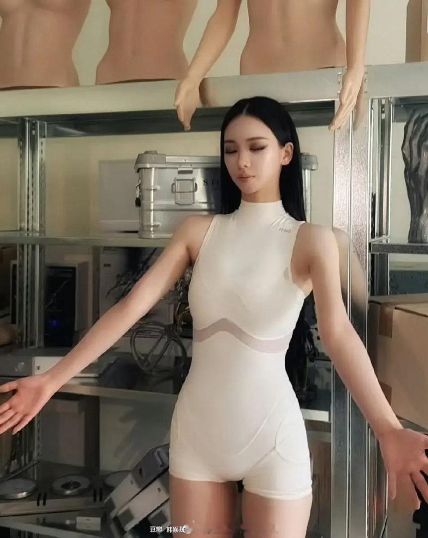 柳智敏最新ins发女性luo体合适吗 