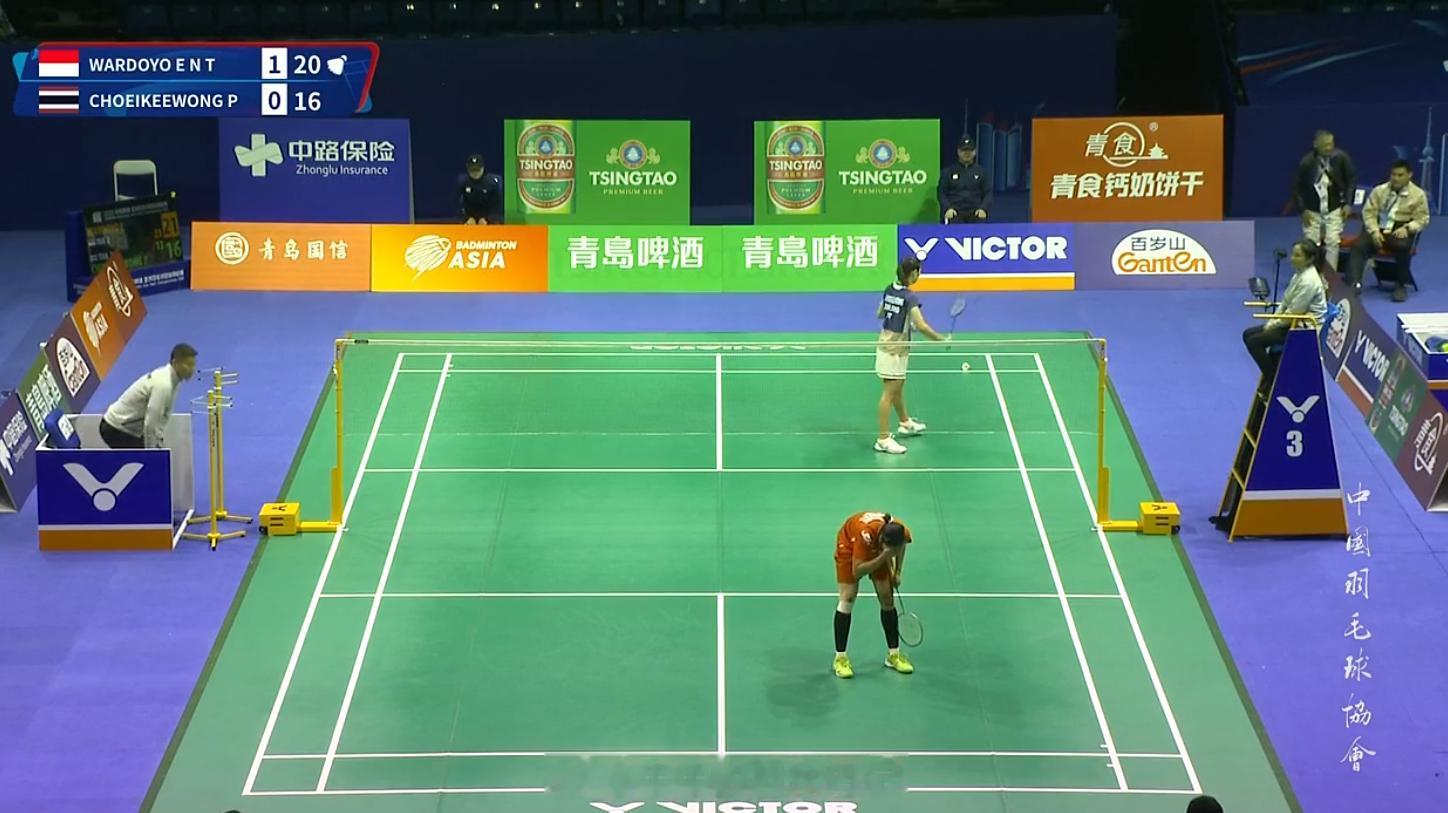 女团 1/4赛 印尼 3-2 泰国 女单 塔丽塔 22-24 18-21 布桑南