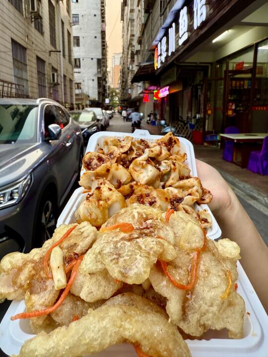 卧卧卧！！确实是南宁数一数二好吃的！！！