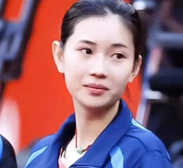 王添艺输的可惜！全运会乒乓球女单十六分之一决赛，河北选手王添艺战上海选手杨屹韵，