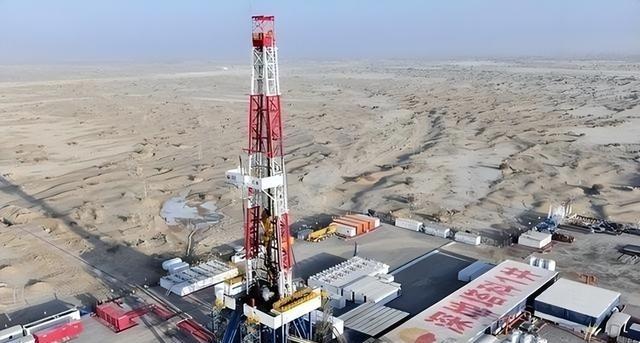 第四次工业革命浪潮席卷全球，中国在 AI、5G、新能源、智能制造等核心赛道全面领