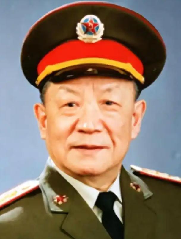 1959年，第二届全国人民代表大会在京举行，各地人大代表都纷纷前来，参与人大会议