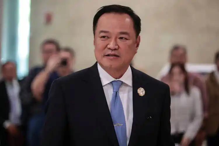 泰国边境起冲突，为什么只找中国不找别人？两个硬条件谁也替代不了


阿努廷向中方