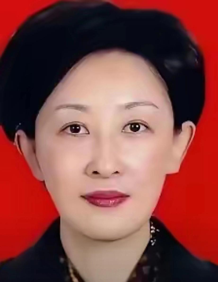 又揪出一个巨贪金额高达9.7亿元。首富夫人跨境逃亡失败了
这位落网者是57岁的郝