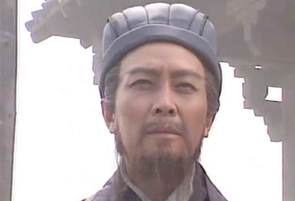 毛主席问：诸葛亮和曹操谁更厉害
1957年底，毛泽东出访苏联时，有一天他与郭沫若