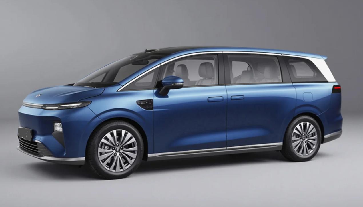 D99实车跟渲染图差别挺大
刚刚刷到零跑十周年发布会，发现零跑现在新车的套路似乎