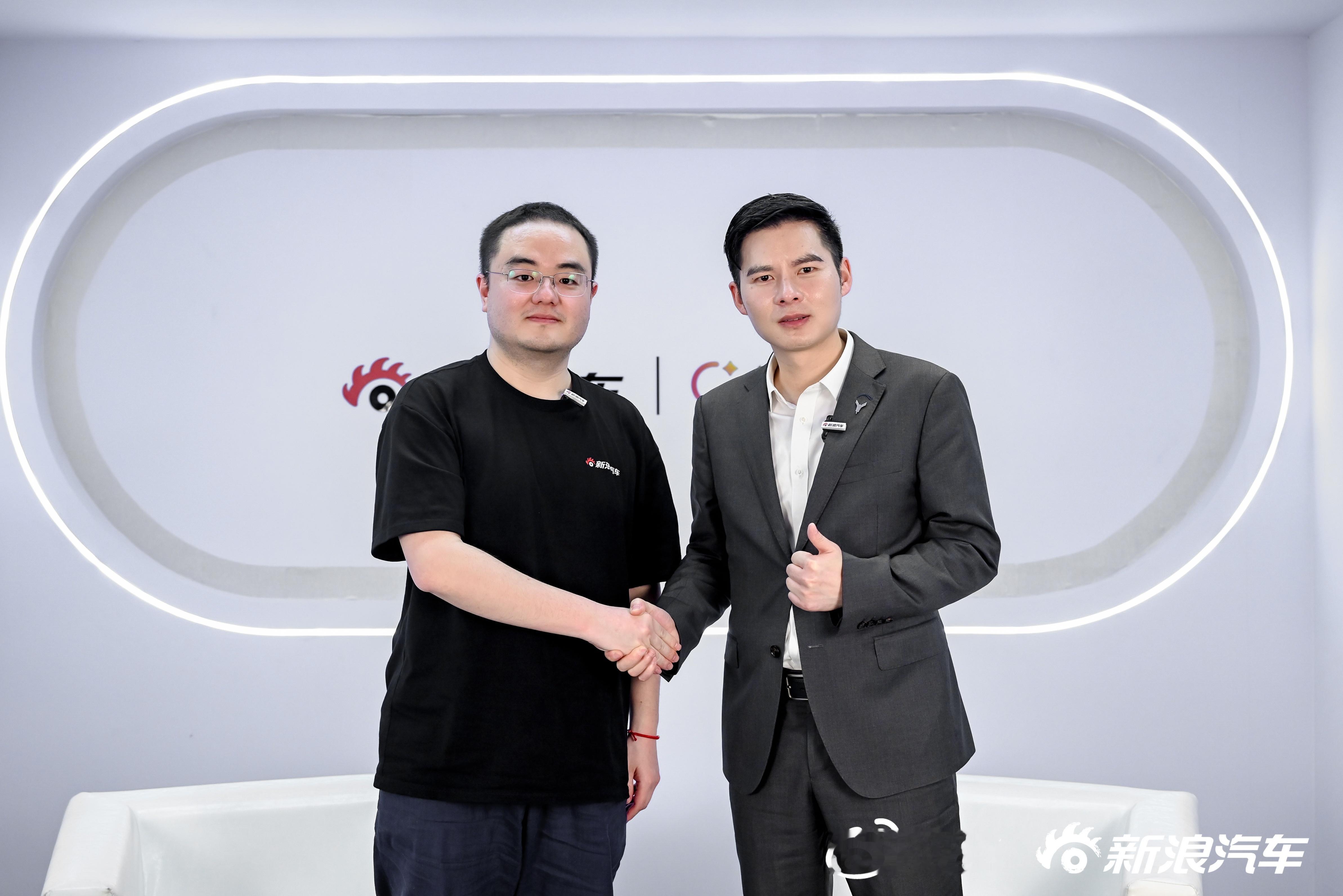 高管有话说 4月24日，2026北京车展正式开幕，在此期间，新浪汽车与车企高管展
