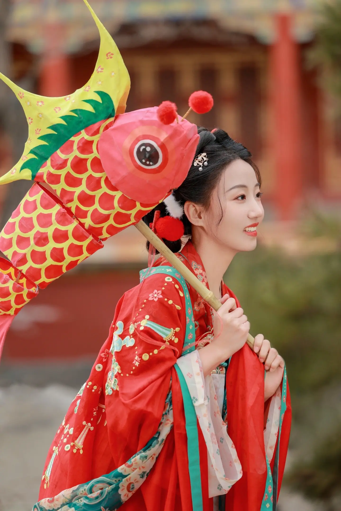 拜托🙏请和我去灯会吧🏮。