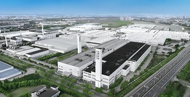 左右观车 德系关闭南京工厂，彼时正逢其时，此时生不逢时。如果从做生意的角度来看，